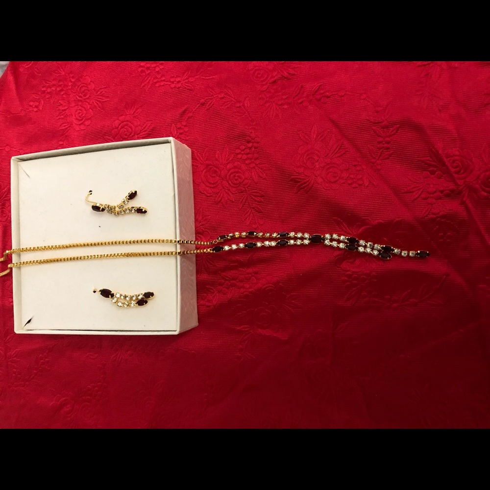 White and red drop earring set